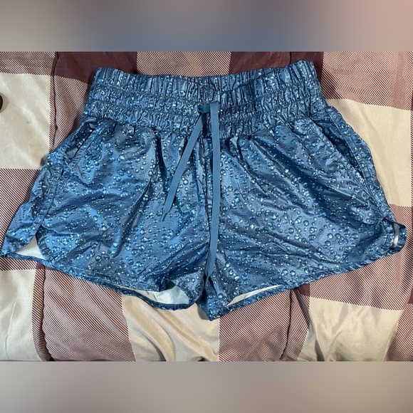 2/$30 Zyia shorts - Picture 1 of 2